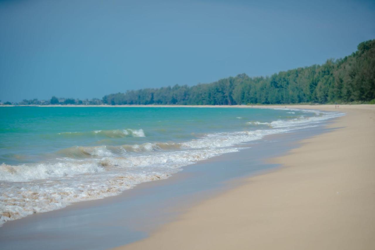 Outrigger Khao Lak Beach Resort - Sha Extra Plus 외부 사진 Beach at Khao Sam Roi Yot National Park
