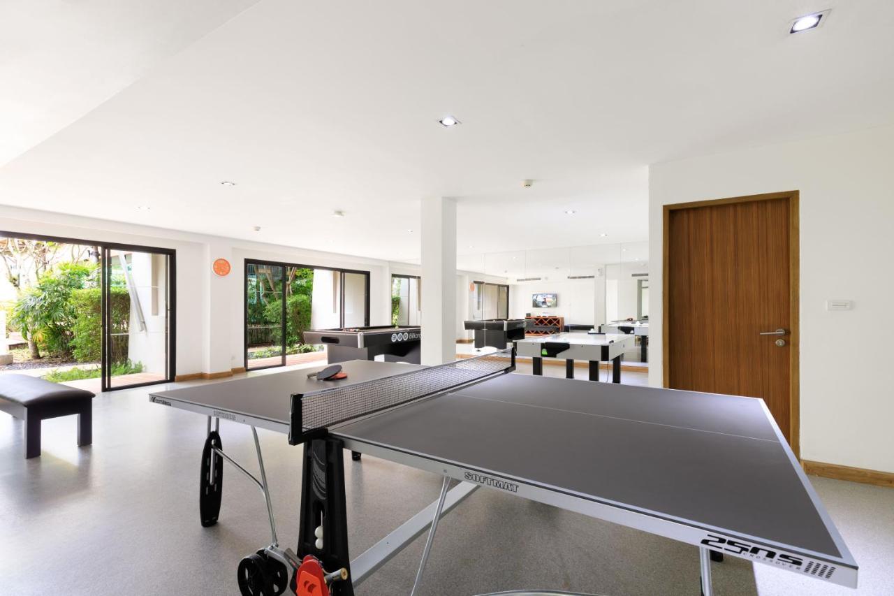 Outrigger Khao Lak Beach Resort - Sha Extra Plus 외부 사진 A table tennis table