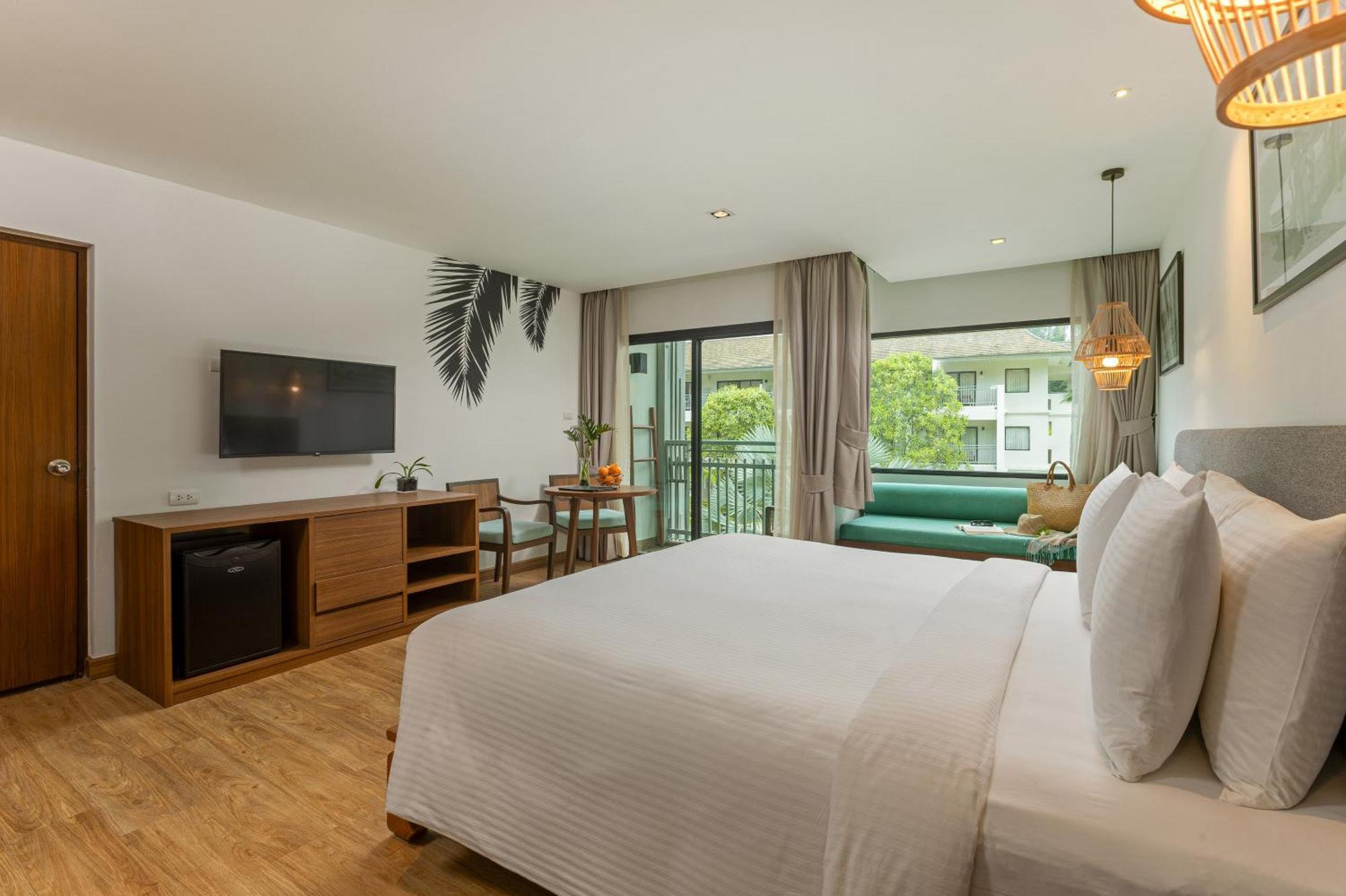 Outrigger Khao Lak Beach Resort - Sha Extra Plus 객실 사진 Deluxe Room