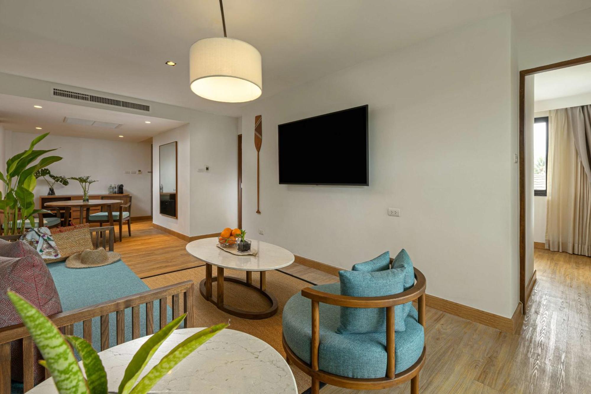 Outrigger Khao Lak Beach Resort - Sha Extra Plus 외부 사진 A suite at the hotel